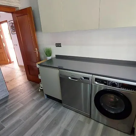 빌라 Immaculate 2 Bed 2 Bath & Pool For 4 *