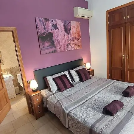 Immaculate 2 Bed 2 Bath & Pool For 4 * 말라가