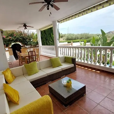 빌라 Immaculate 2 Bed 2 Bath & Pool For 4 *