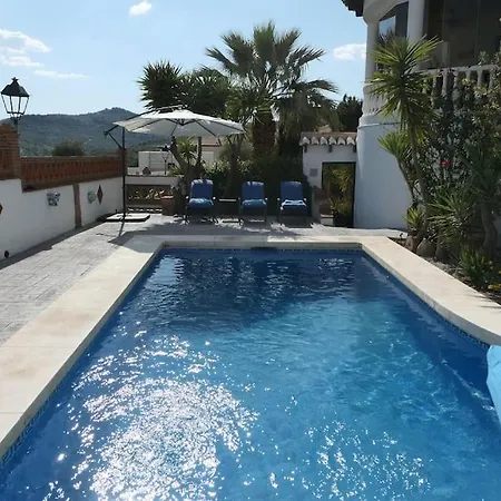빌라 Immaculate 2 Bed 2 Bath & Pool For 4 *